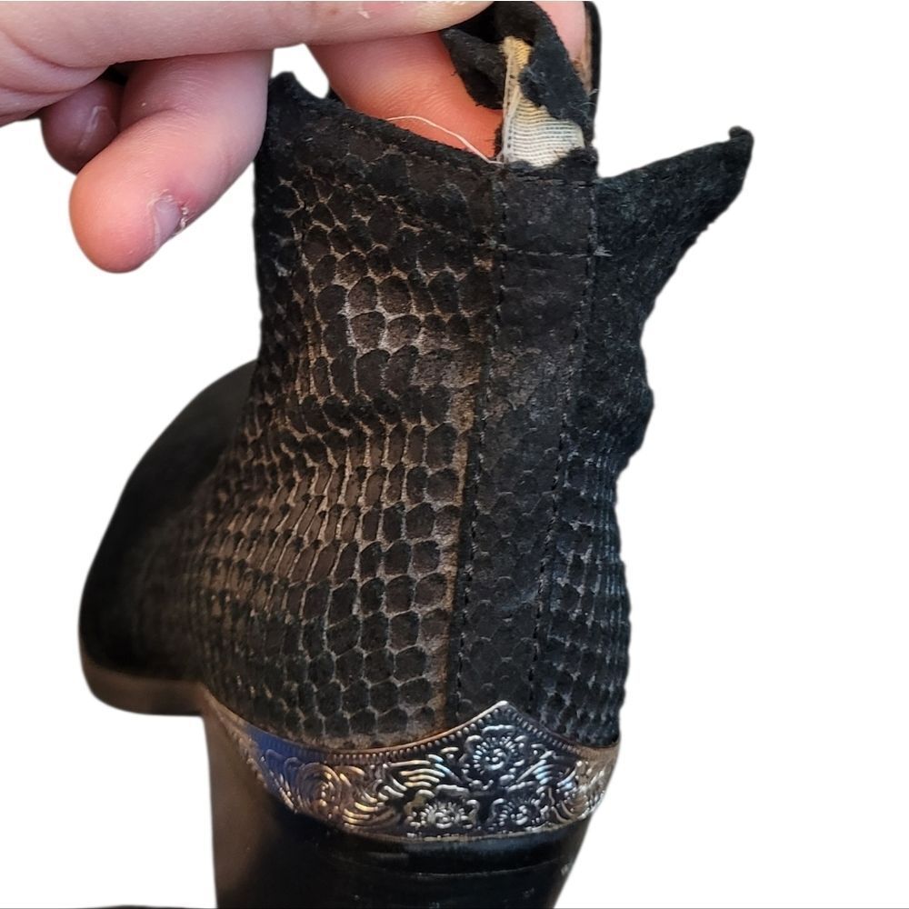 Jeffrey Campbell Black Suede Cromwell Western Ankle Boots Women's Size 6 - Picture 5 of 9